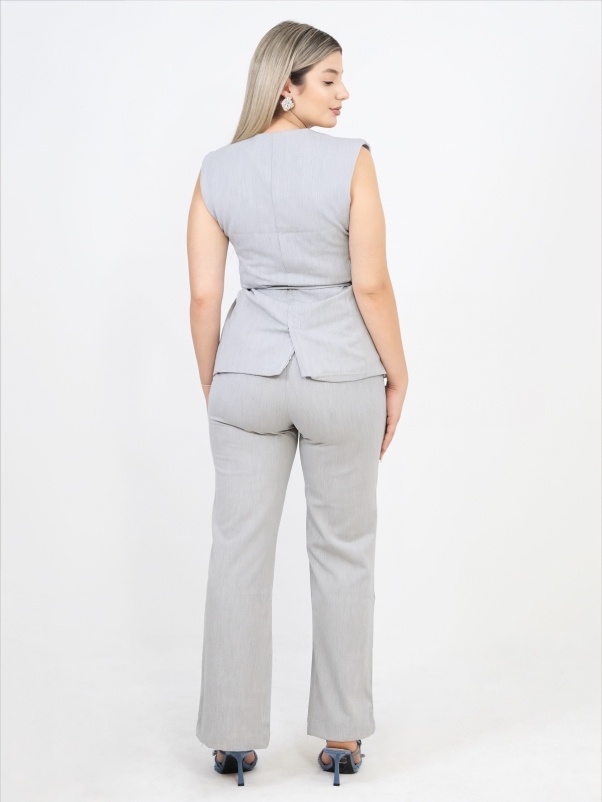 ΓΚΡΙ ΚΟΣΤΟΥΜΙ ΜΕ ΖΩΝΗ