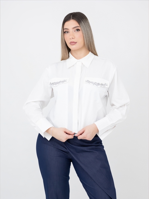 ΛΕΥΚΟ ΠΟΥΚΑΜΙΣΟ ΜΕ ΣΤΡΑΣ