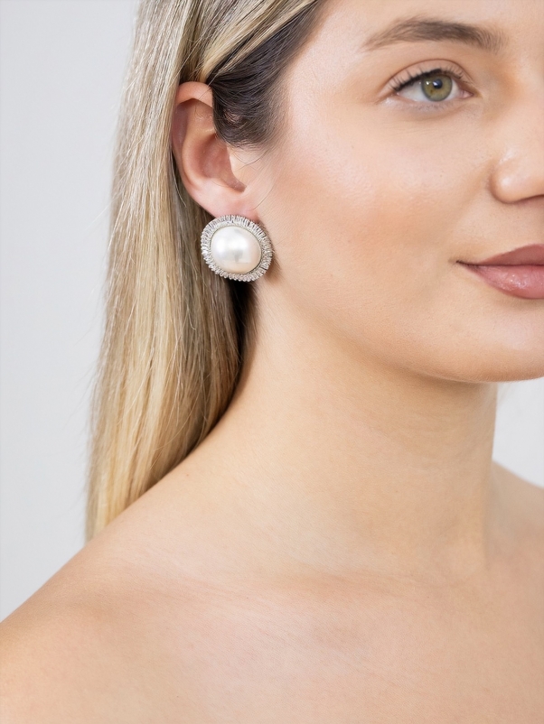 Silver Grand Pearl Earrings